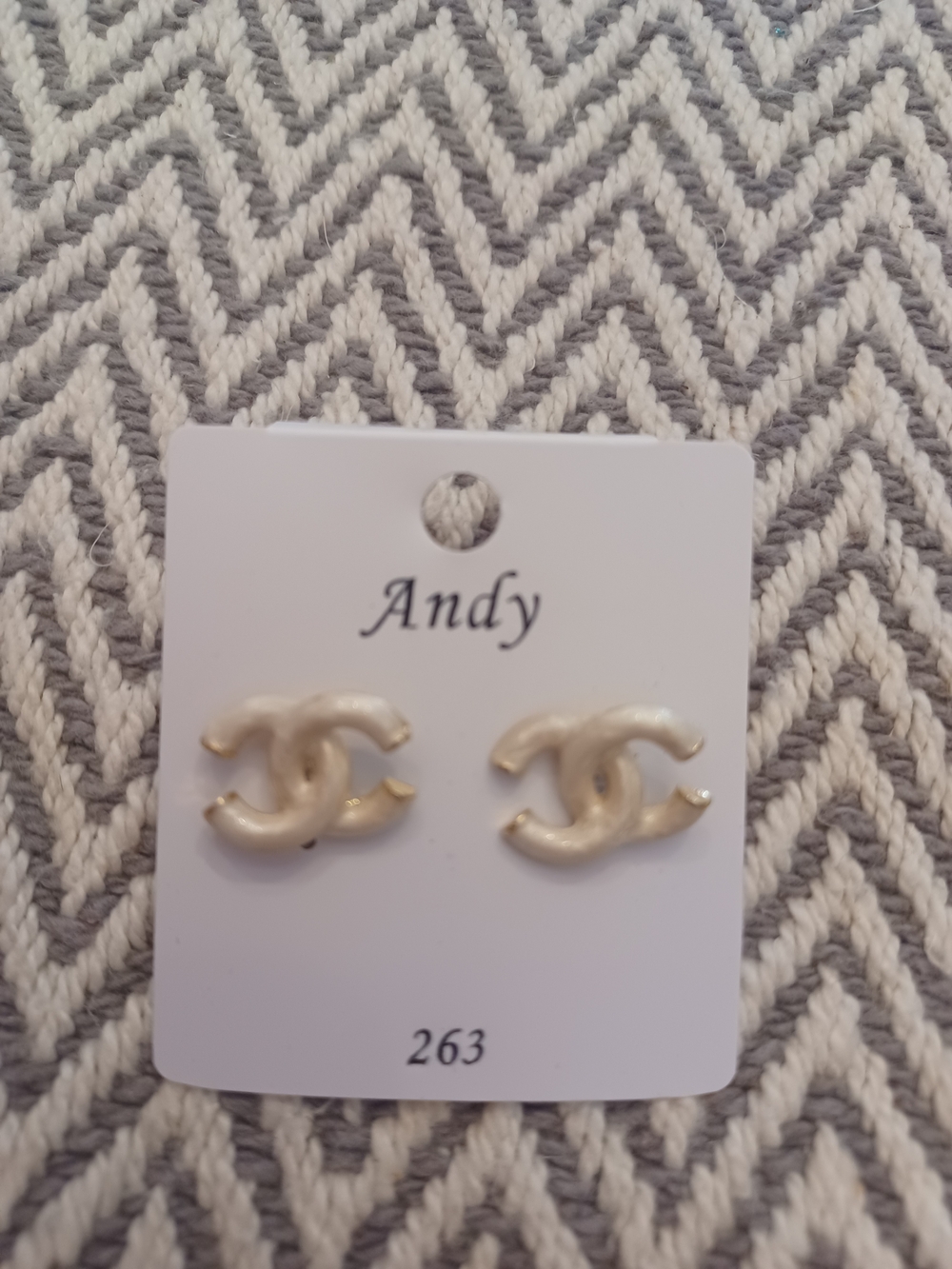 Pearl-Tone Earrings - Cream/Gold